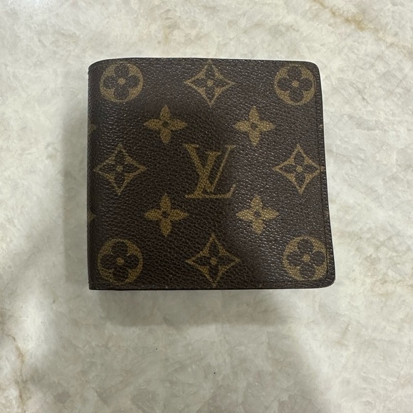 Louis Vuitton Monogram Portefeiulle Marco Bifold Wallet - Picture 1 of 7